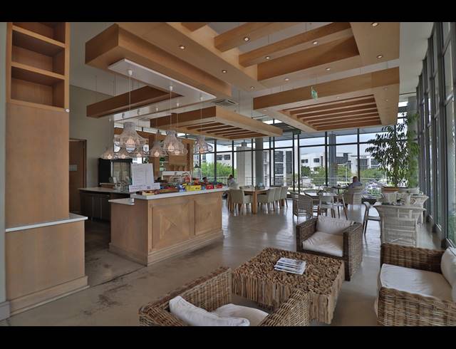 536M² OFFICE TO LET IN WATERFALL